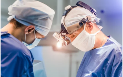 surgery tbi surgeons looking down